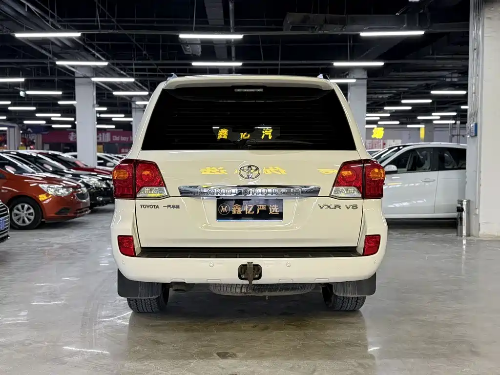 Toyota Land Cruiser — миниатюра 12