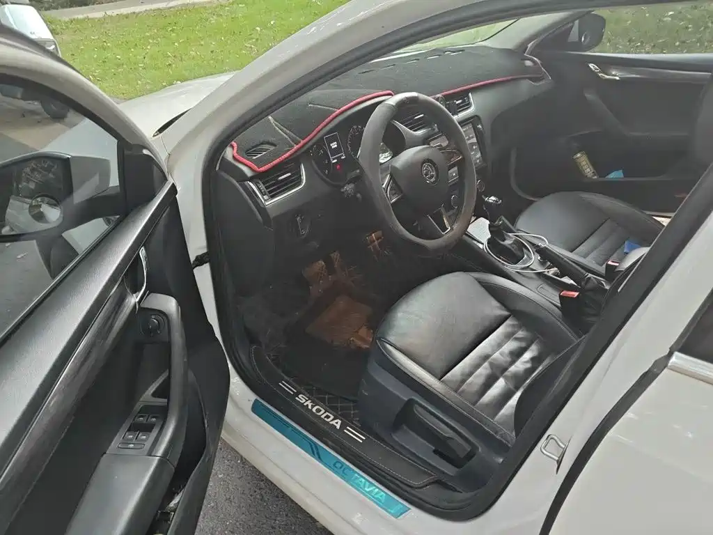 Skoda Octavia — миниатюра 13