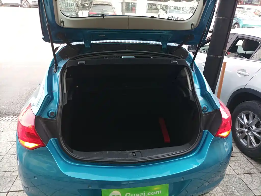 Buick Excelle — миниатюра 15