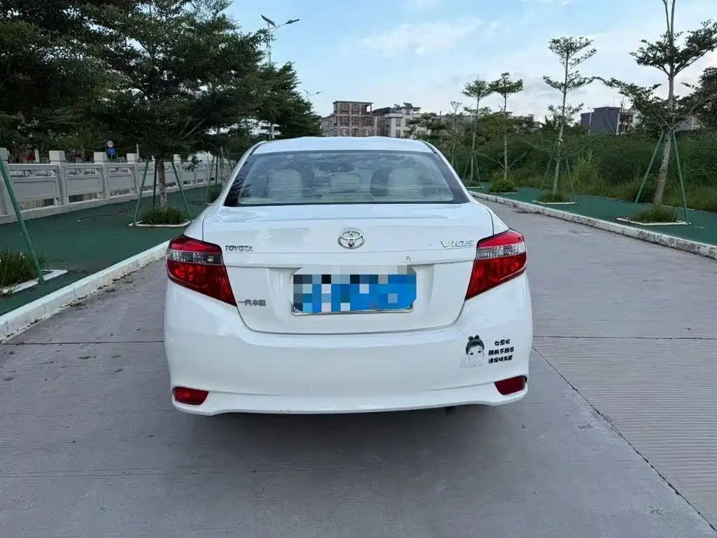 Toyota Vios — миниатюра 6