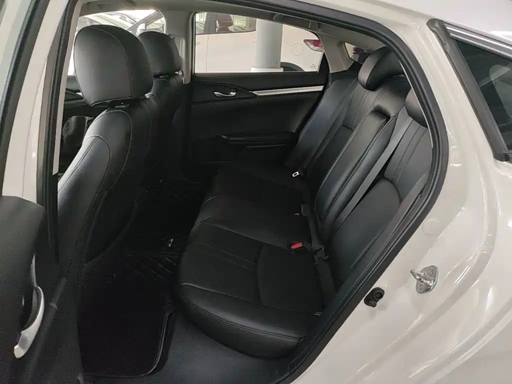 Honda Civic — миниатюра 17