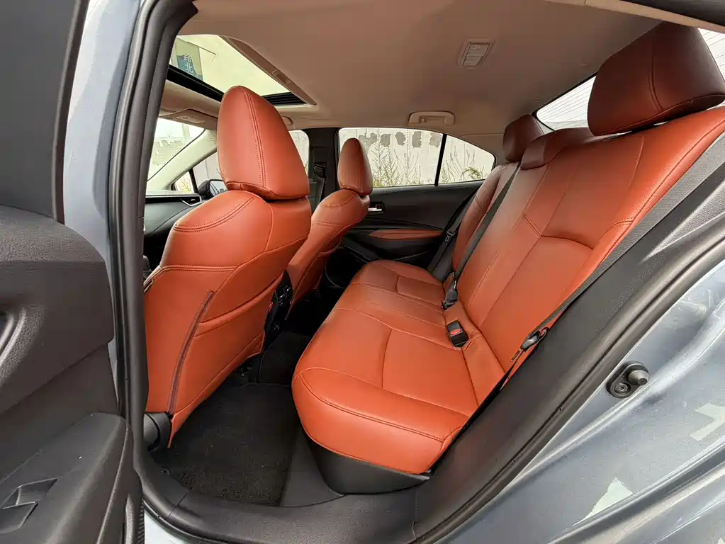 Toyota Corolla — миниатюра 11