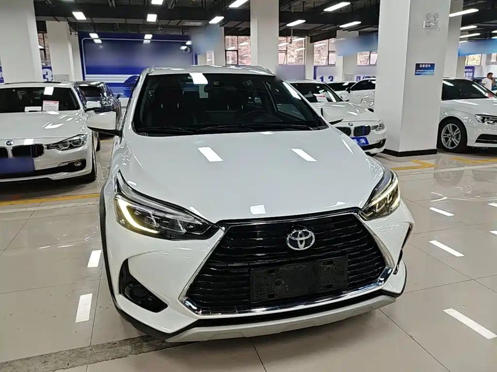 Toyota Yaris L — миниатюра 3