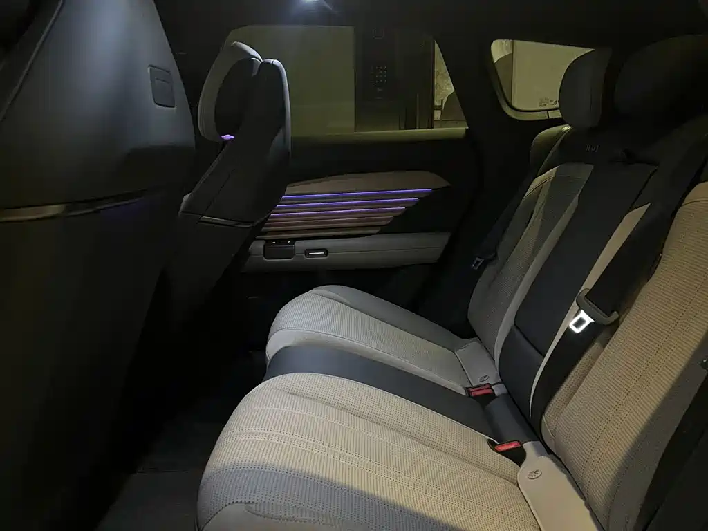 Audi E5 Sportback — миниатюра 12