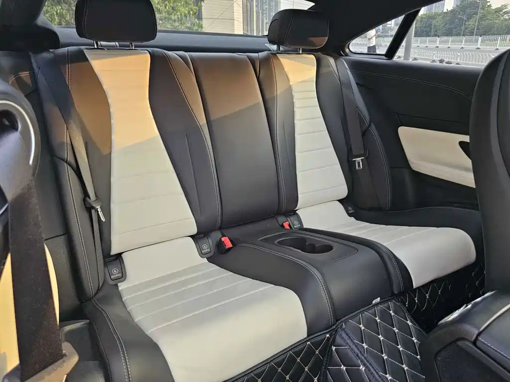 Mercedes-Benz E-Class (Import) — миниатюра 17