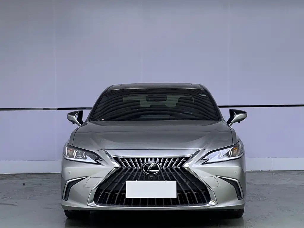 Lexus ES — миниатюра 2
