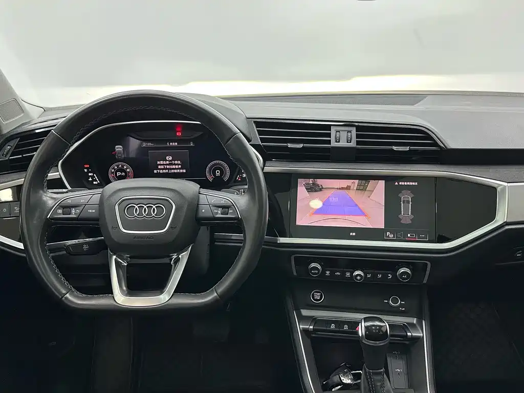Audi Q3 — миниатюра 10