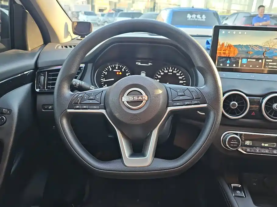 Nissan Qashqai — миниатюра 15