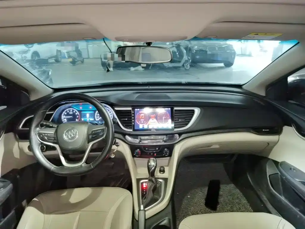 Buick Excelle — миниатюра 10