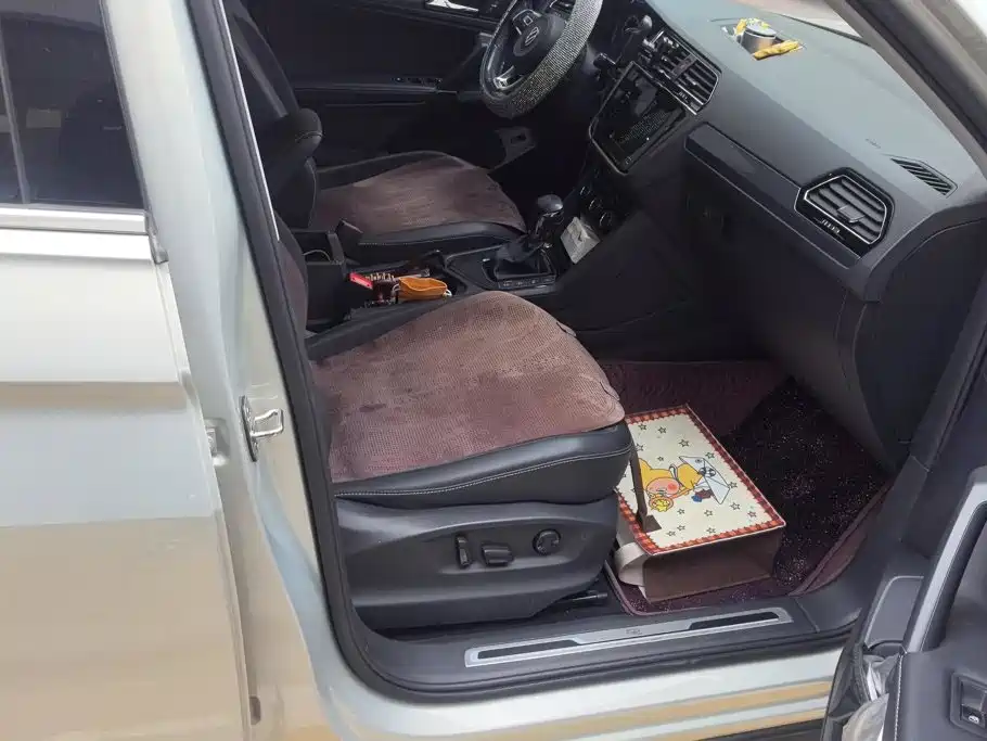 Volkswagen Tiguan L — миниатюра 8