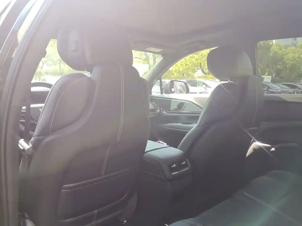 Cadillac XT5 — миниатюра 23