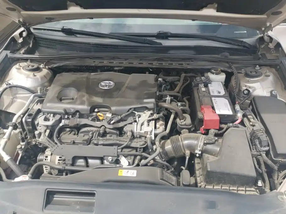 Toyota Camry — миниатюра 10