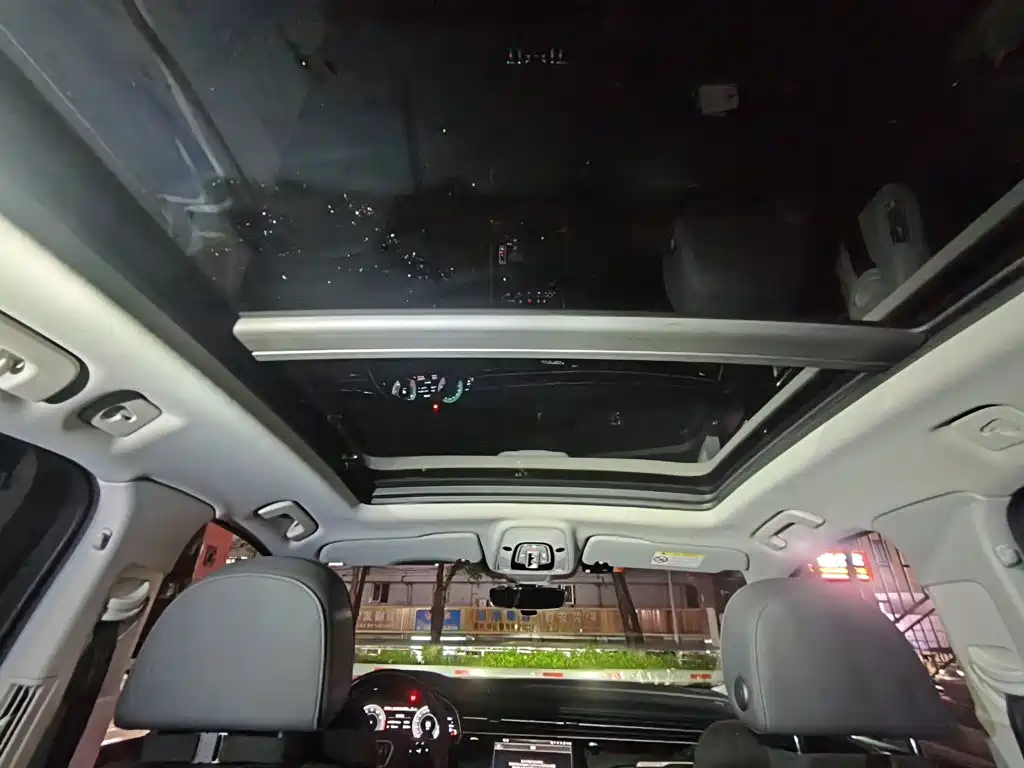 Audi Q7 — миниатюра 14