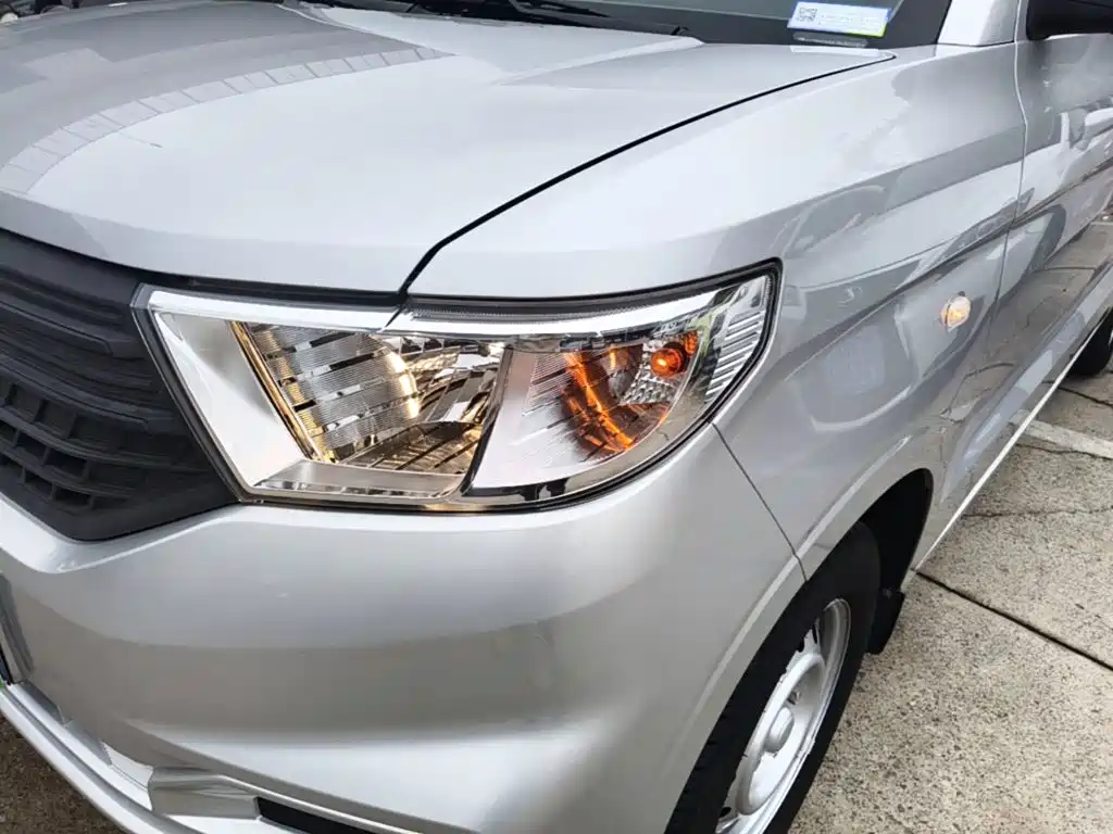 Wuling Hongguang V — миниатюра 24