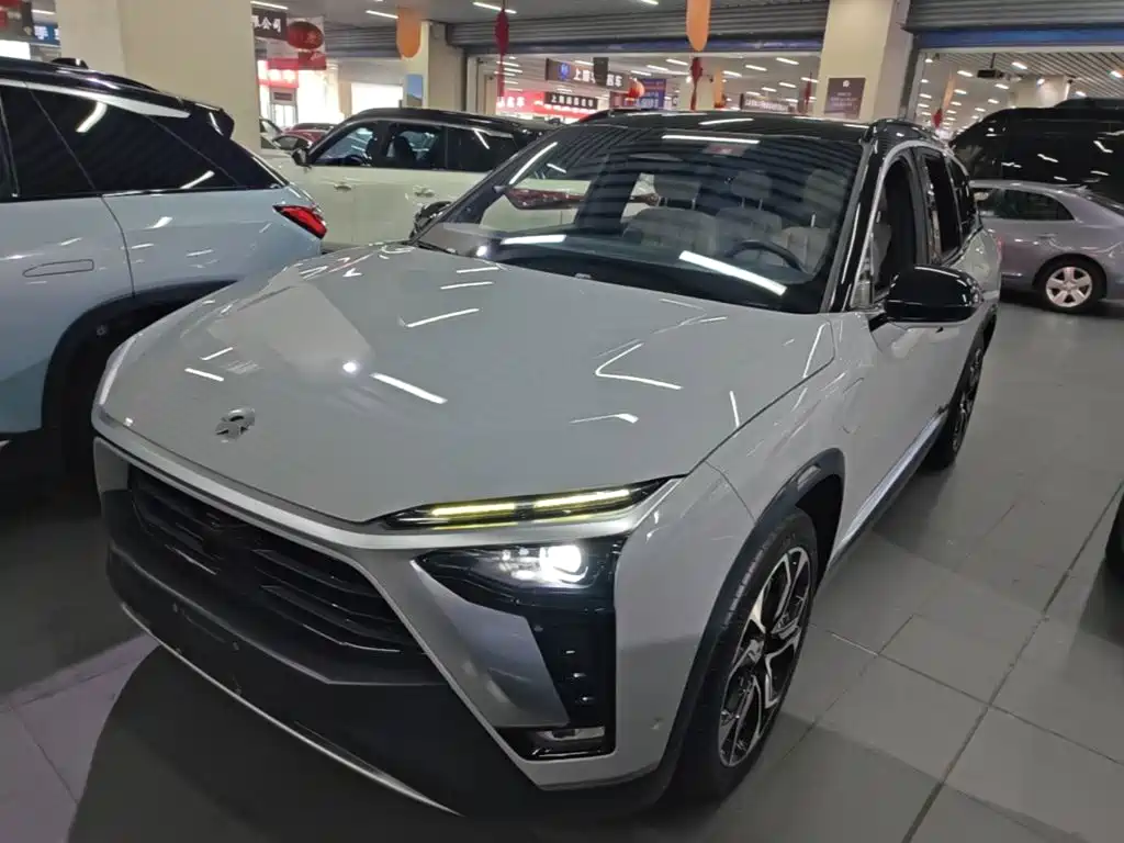 NIO ES8 — миниатюра 2