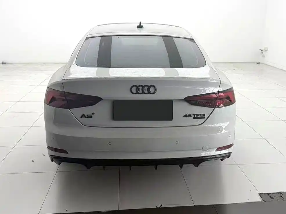 Audi A5 (Import) — миниатюра 8