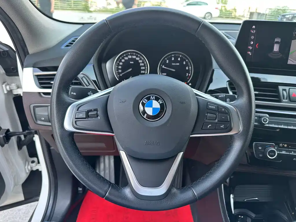 BMW X2 — миниатюра 12