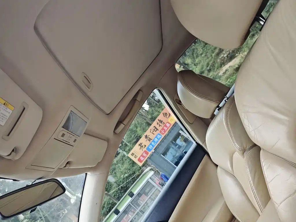 Toyota Reiz — миниатюра 7