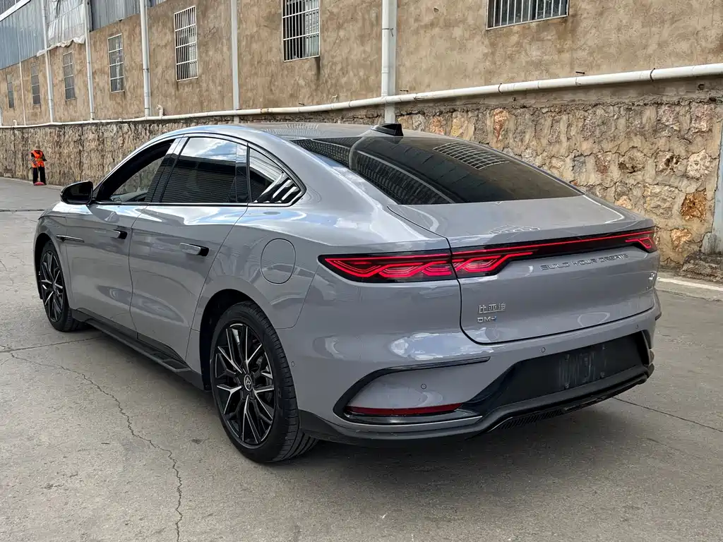 BYD Han — миниатюра 16