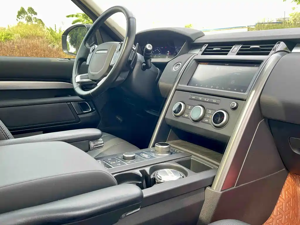 Land Rover Discovery — миниатюра 17