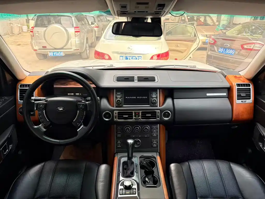 Land Rover Range Rover 2011 3.6 TDV8