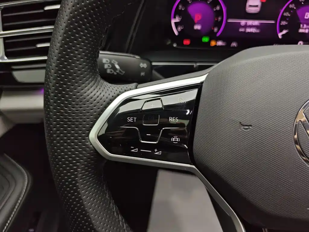 Volkswagen Teramont — миниатюра 30
