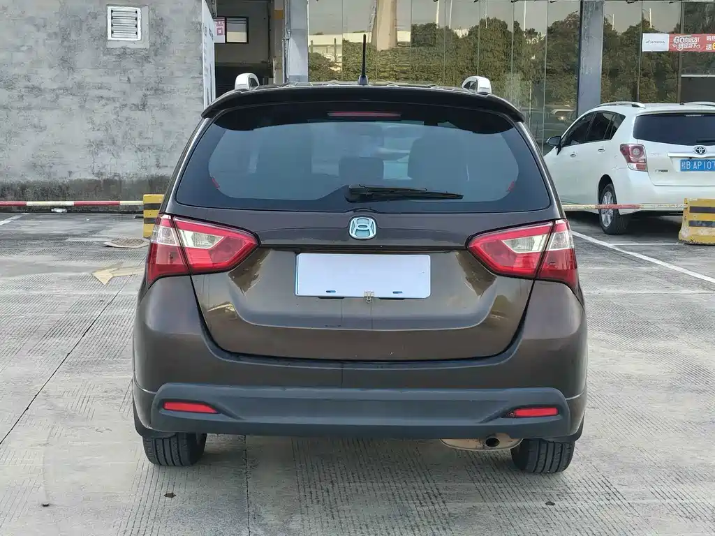 Suzuki Liana A6 — миниатюра 5