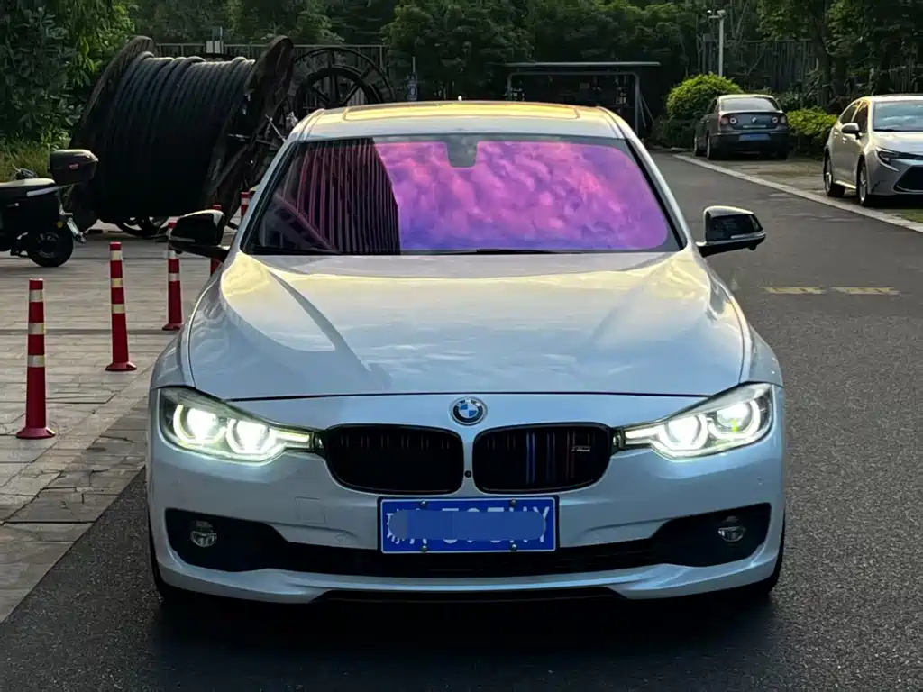 BMW 3 Series — миниатюра 2