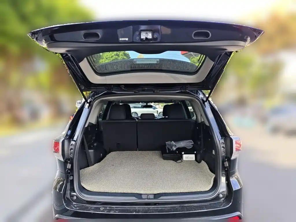 Toyota Highlander — миниатюра 20