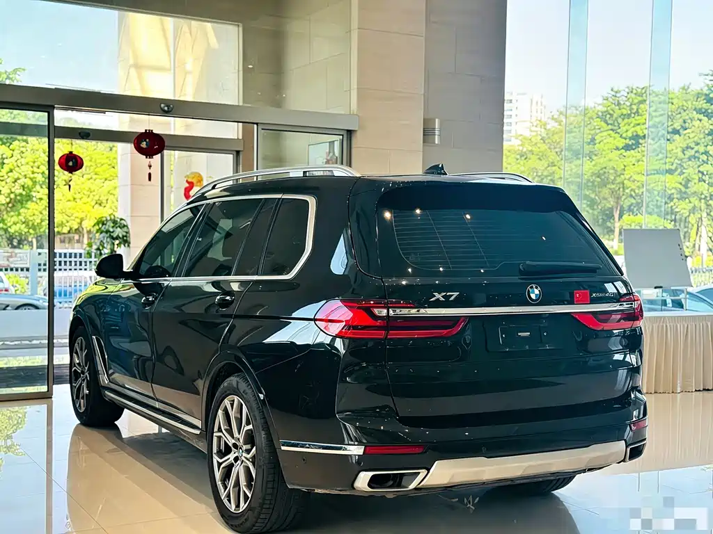 BMW X7 — миниатюра 4