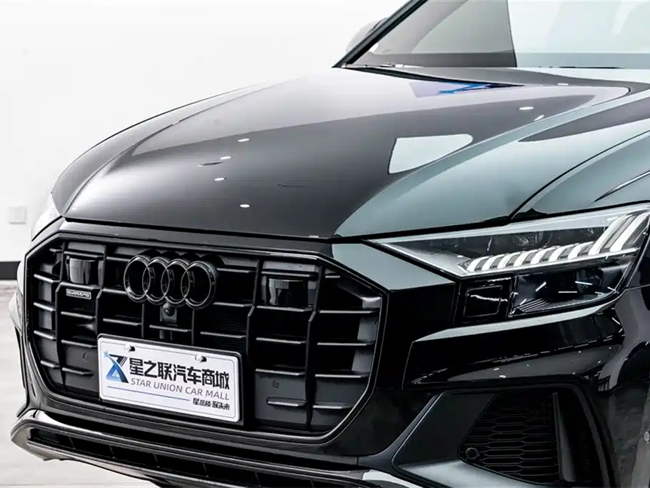 Audi Q8 2022 55 TFSI Premium