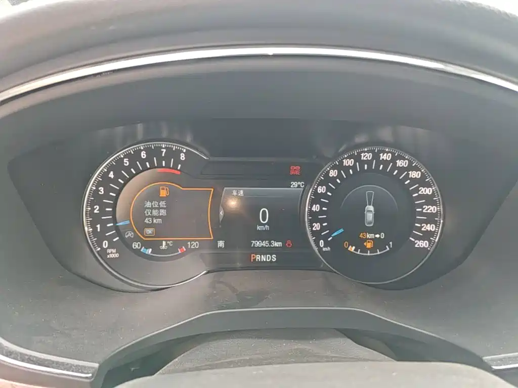 Ford Taurus — миниатюра 12