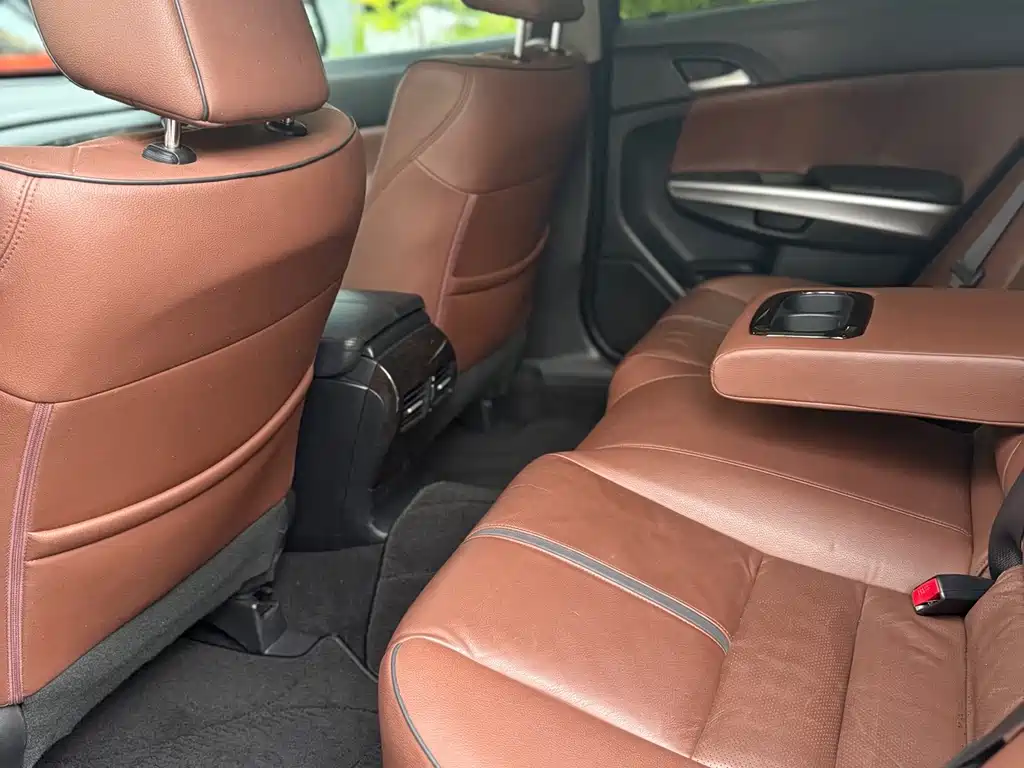 Honda Crosstour — миниатюра 8