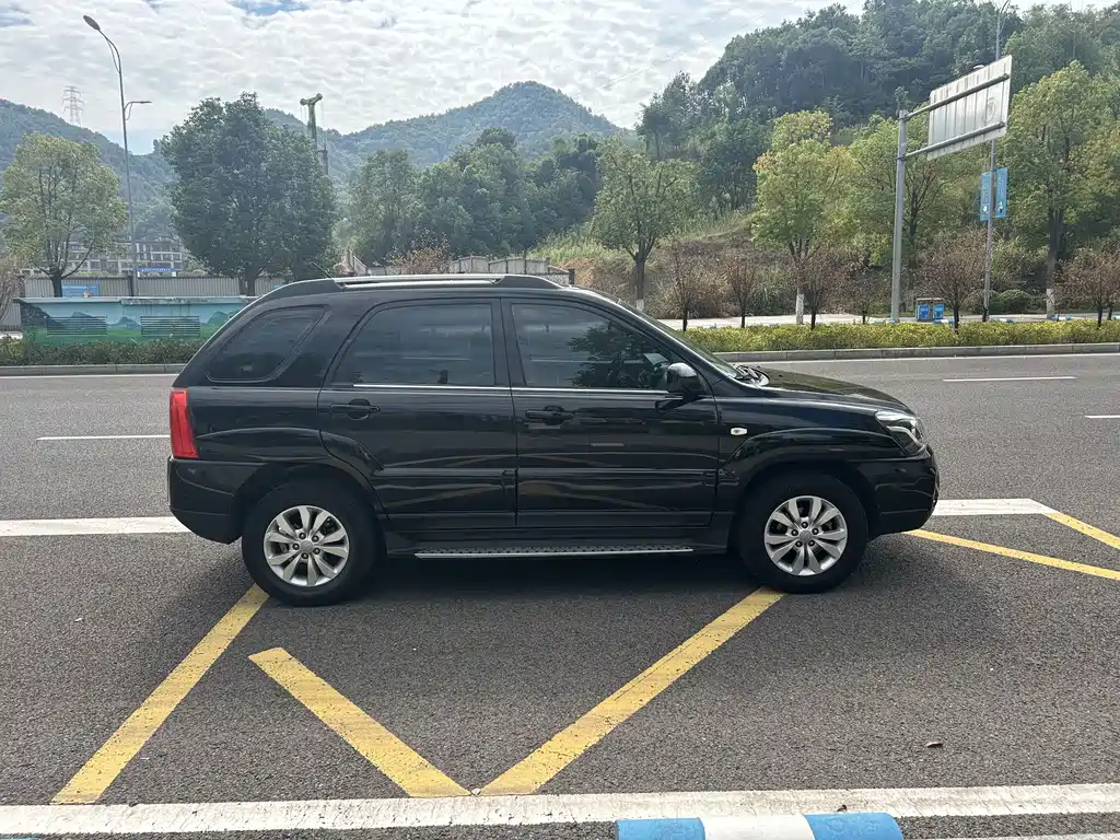 Kia Sportage — миниатюра 7