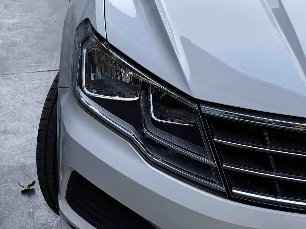 Volkswagen Jetta — миниатюра 9