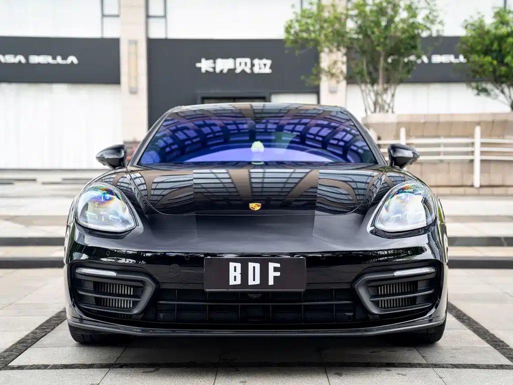 Porsche Panamera — миниатюра 2