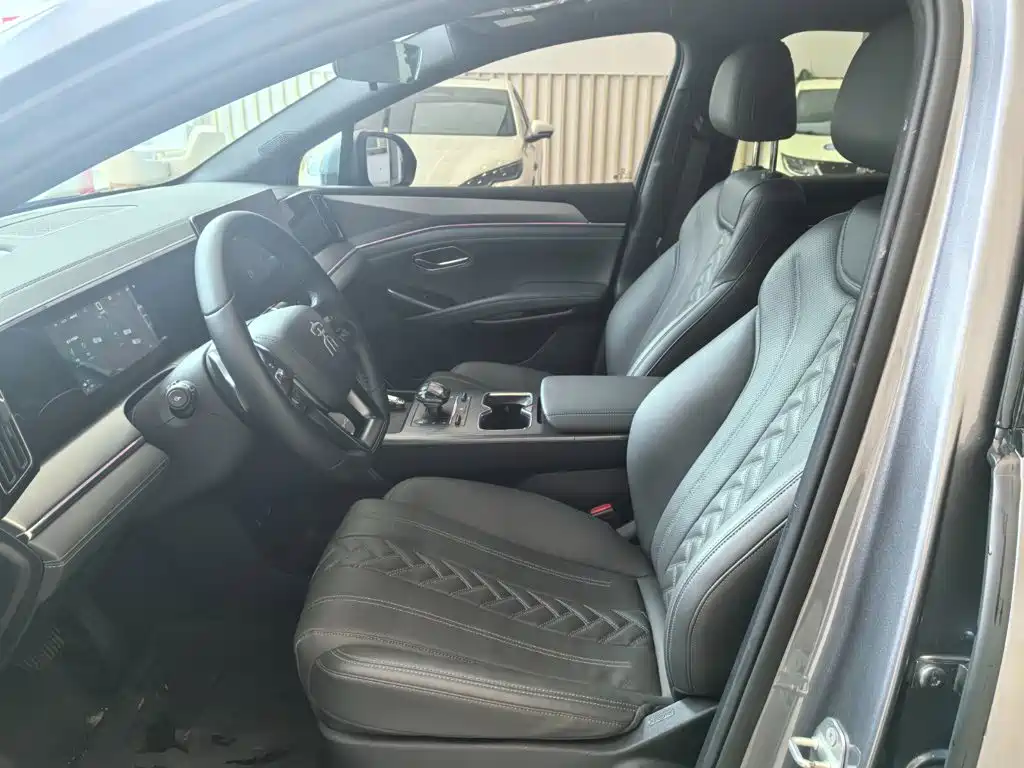 BYD L DM-i — миниатюра 7