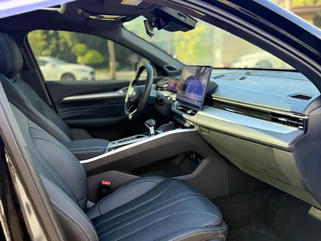 GEELY AUTOMOBILE XINGRUI