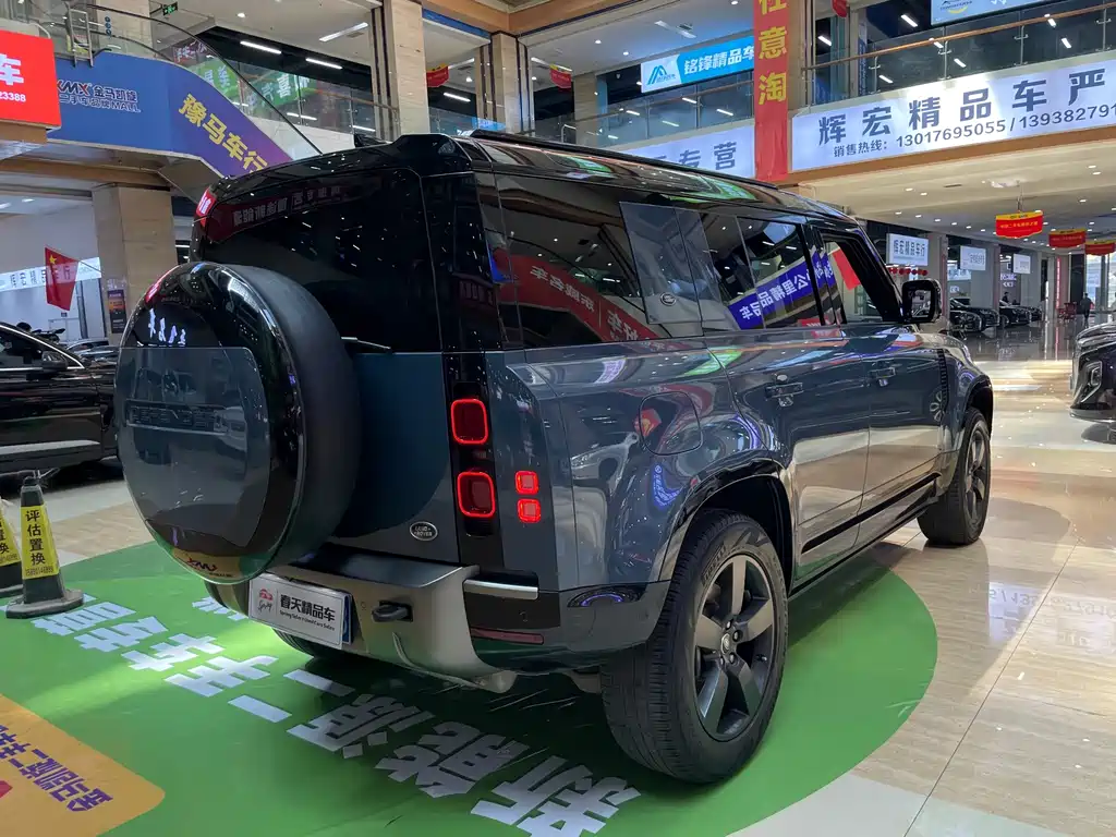 Land Rover Defender — миниатюра 7