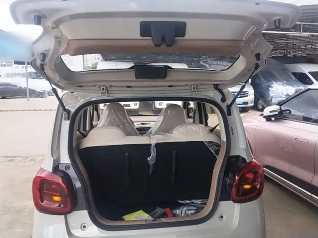 Wuling MINIEV — миниатюра 19