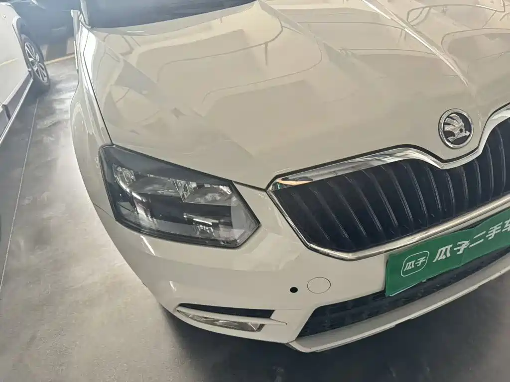 Skoda Yeti — миниатюра 9