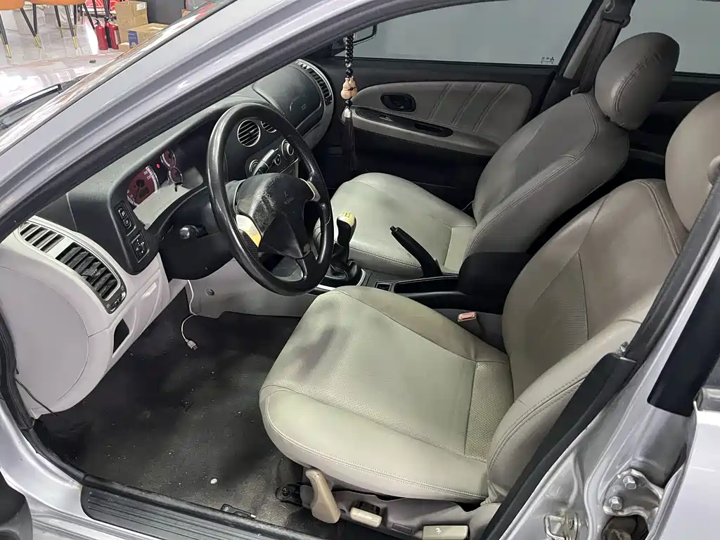 Mitsubishi Лэнс. — миниатюра 12