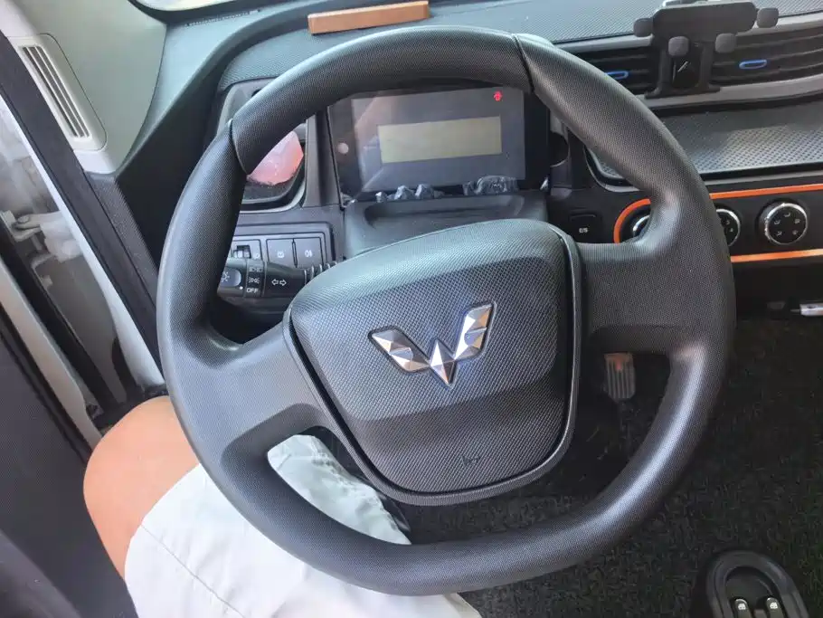 Wuling MINIEV — миниатюра 15