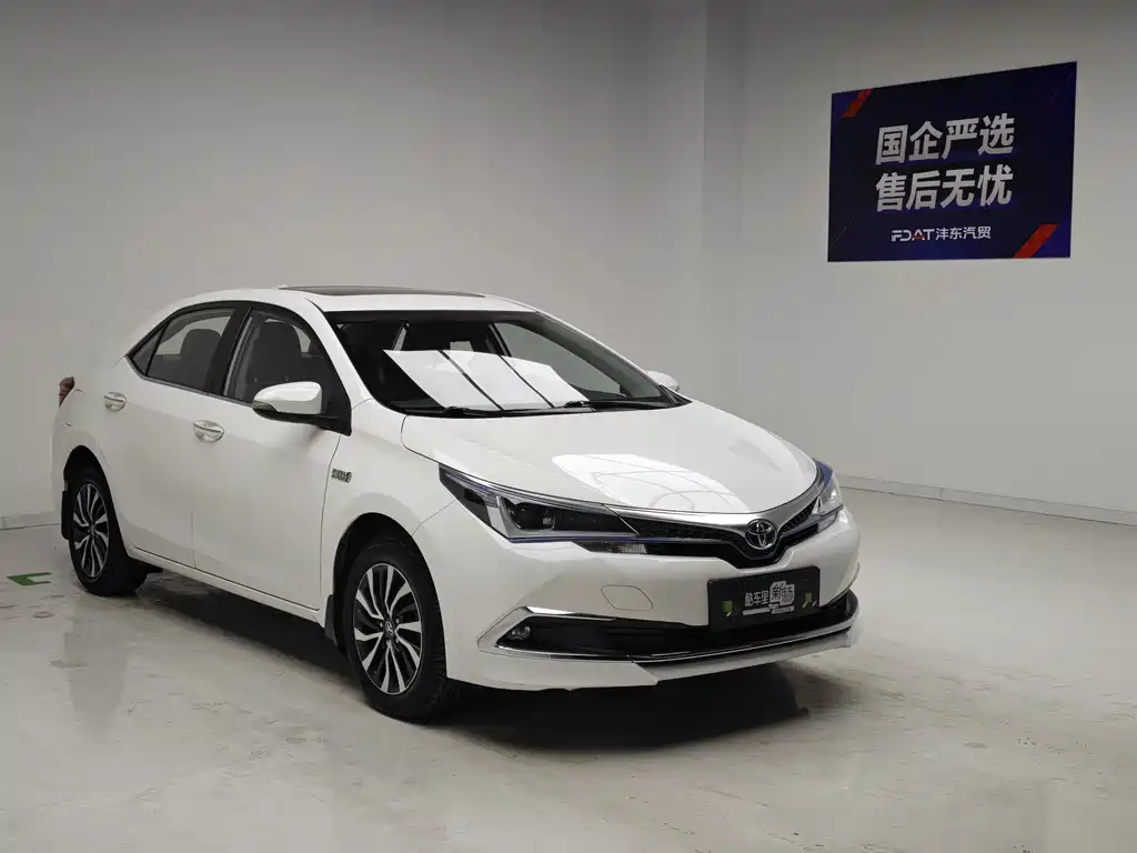 Toyota Corolla Hybrid — миниатюра 3