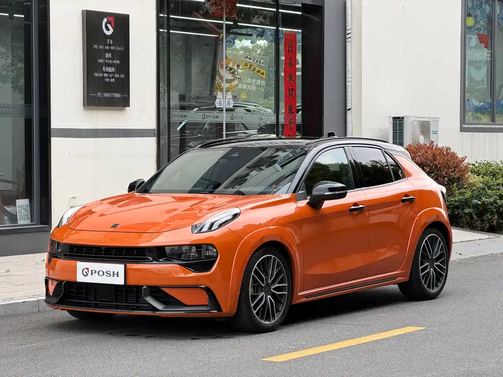 Lynk & Co 02 Hatchback 2021