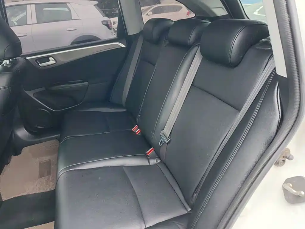 Honda Jade — миниатюра 17