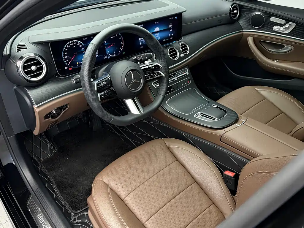 Mercedes-Benz E-Class — миниатюра 10