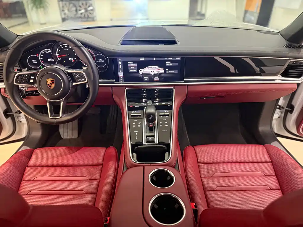 Porsche Panamera — миниатюра 13