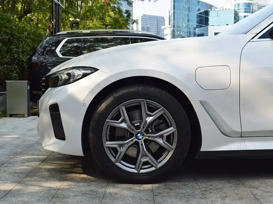 BMW i3 — миниатюра 4