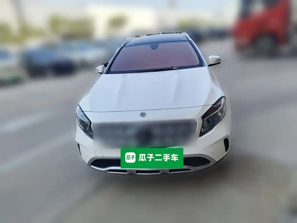 Mercedes-Benz GLA — миниатюра 5